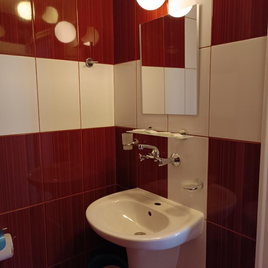 סבטי ולאס Guest House Olimpiya מראה חיצוני תמונה