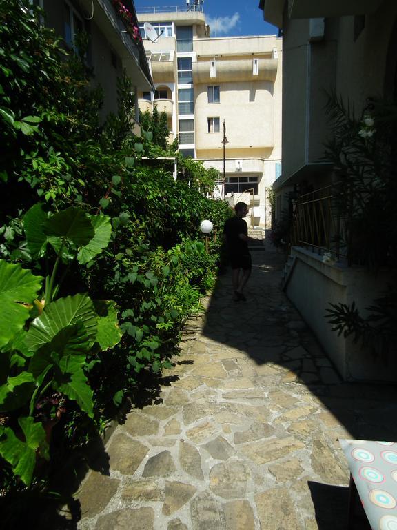 סבטי ולאס Guest House Olimpiya מראה חיצוני תמונה